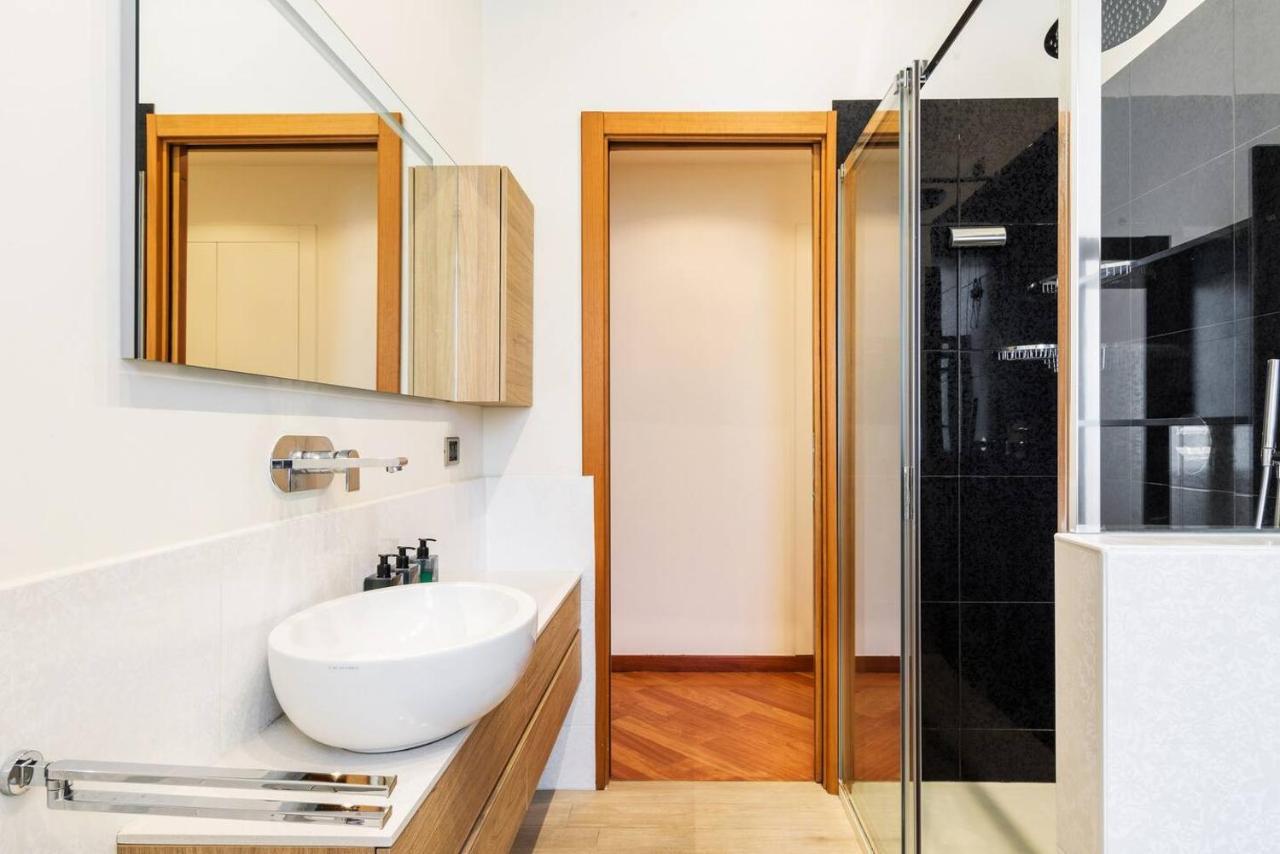 Colored And Spacious Flat Close To Navigli By Easylife Milano Esterno foto